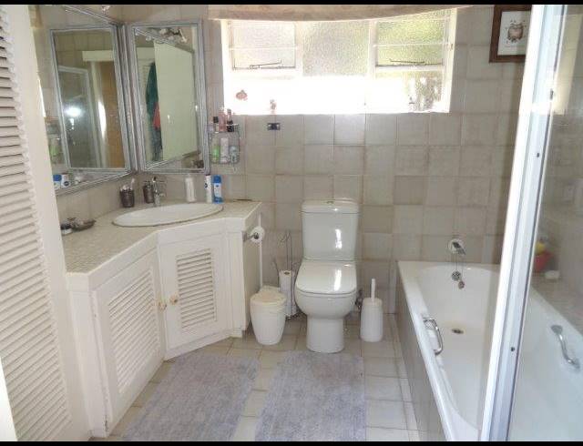 3 BEDROOM HOUSE FOR SALE IN KENSINGTON